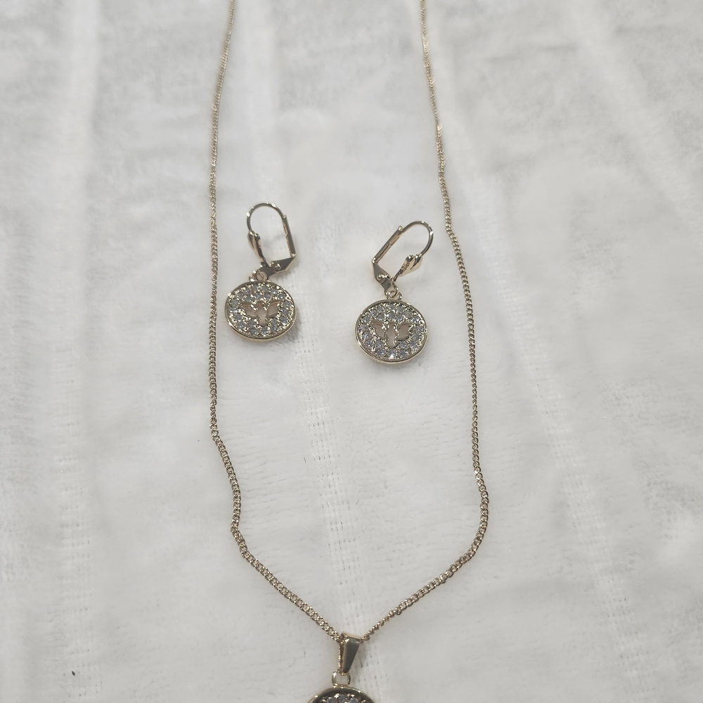 Elegant Gold and Silver Jewelry Set